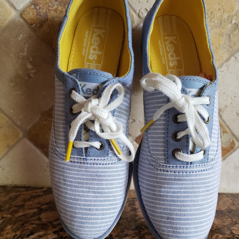 Keds  shoes for women size 5.5 color blue